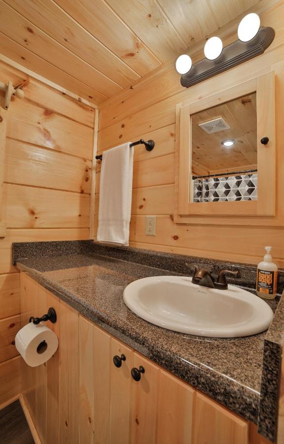 Eden Cabin Forested Tiny Home On Lookout Mtn Чаттануґа Екстер'єр фото
