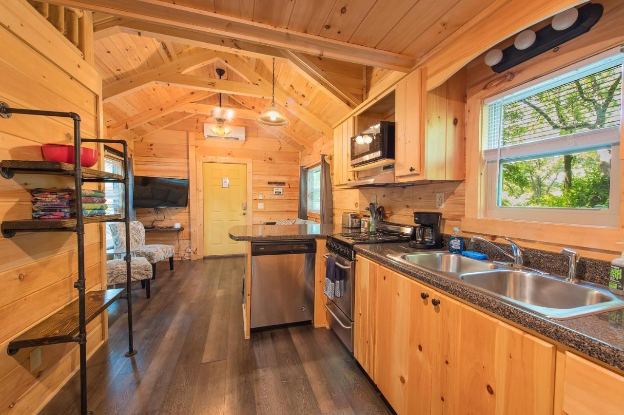 Eden Cabin Forested Tiny Home On Lookout Mtn Чаттануґа Екстер'єр фото